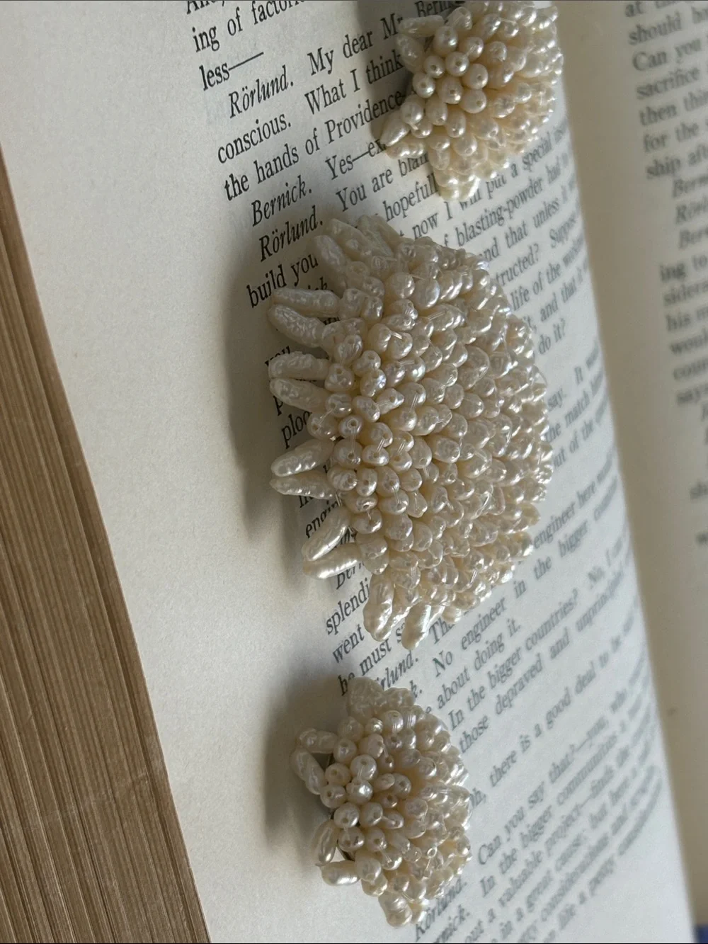 1980’s Seed Pearl Cluster Brooch and Earrings Set - Irredescent Creamy White